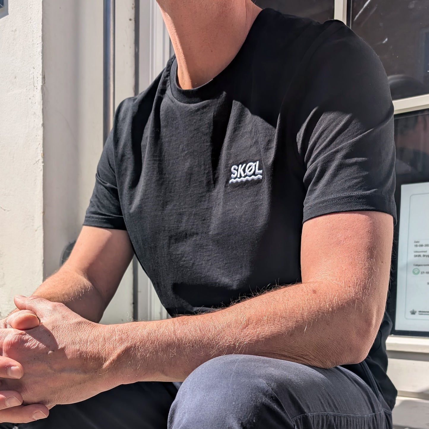 T-SHIRT, sort, broderet